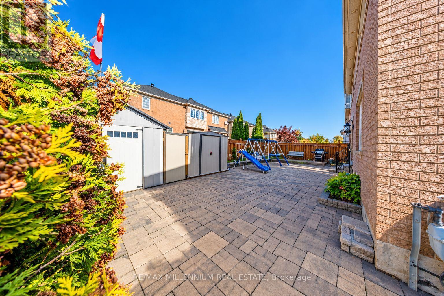 3 Cogswell Crescent, Brampton, Ontario  L6P 1A4 - Photo 32 - W14125432