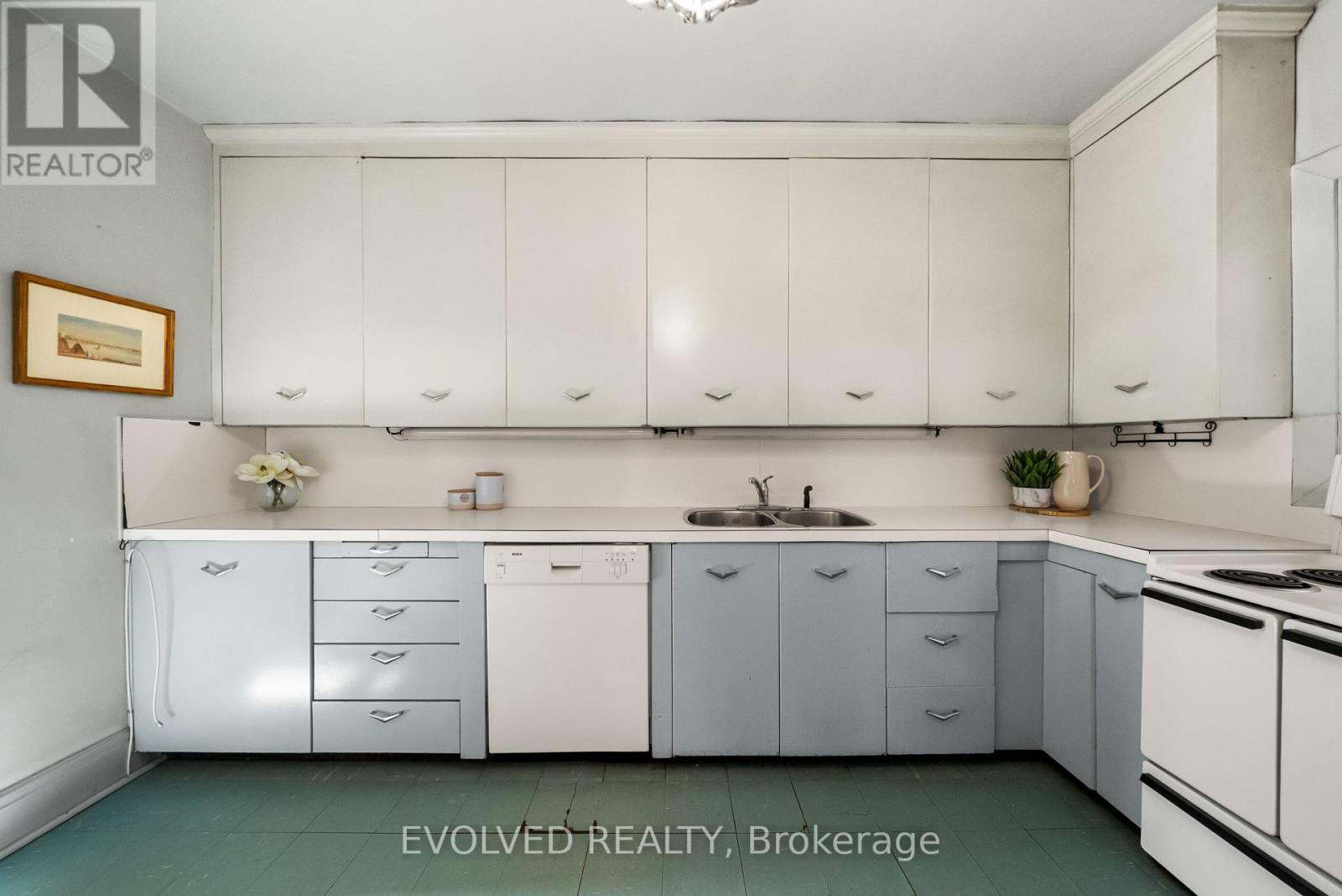 4 Dunloe Road, Toronto, Ontario  M4V 2W5 - Photo 16 - C14115768