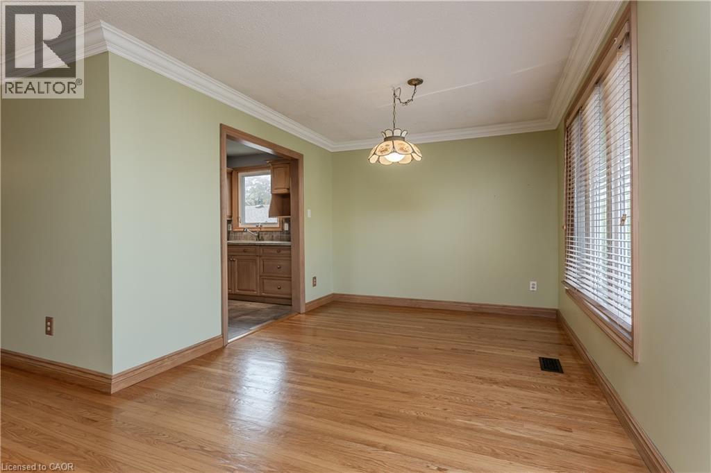 4442 Bennett Road, Burlington, Ontario  L7L 1Y9 - Photo 8 - 40874542