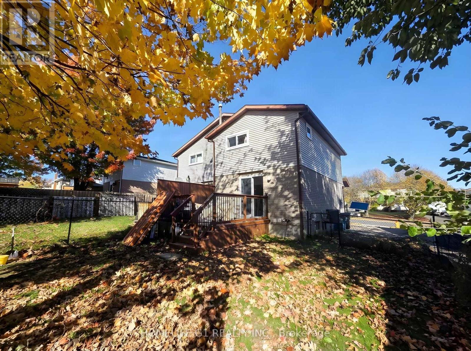 114 Connelly Drive, Kitchener, Ontario  N2N 2V2 - Photo 3 - X14125594