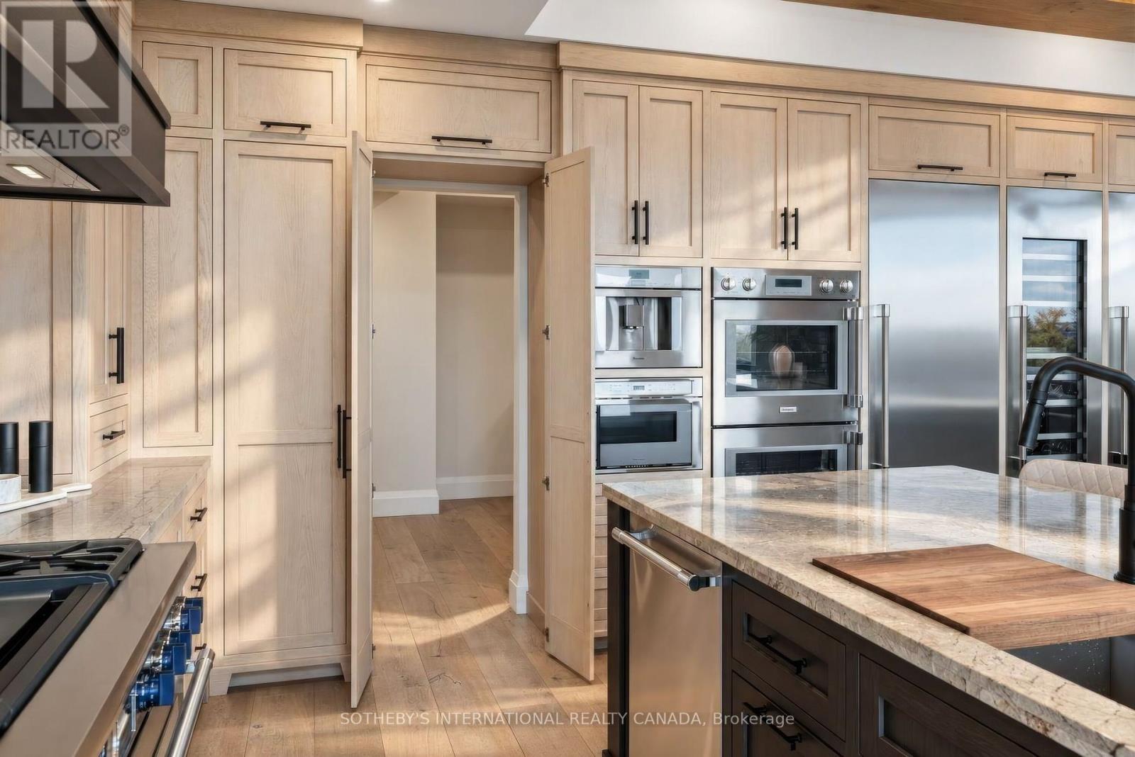 6374 Smith Boulevard, Georgina, Ontario  L0E 1N0 - Photo 13 - N14118552