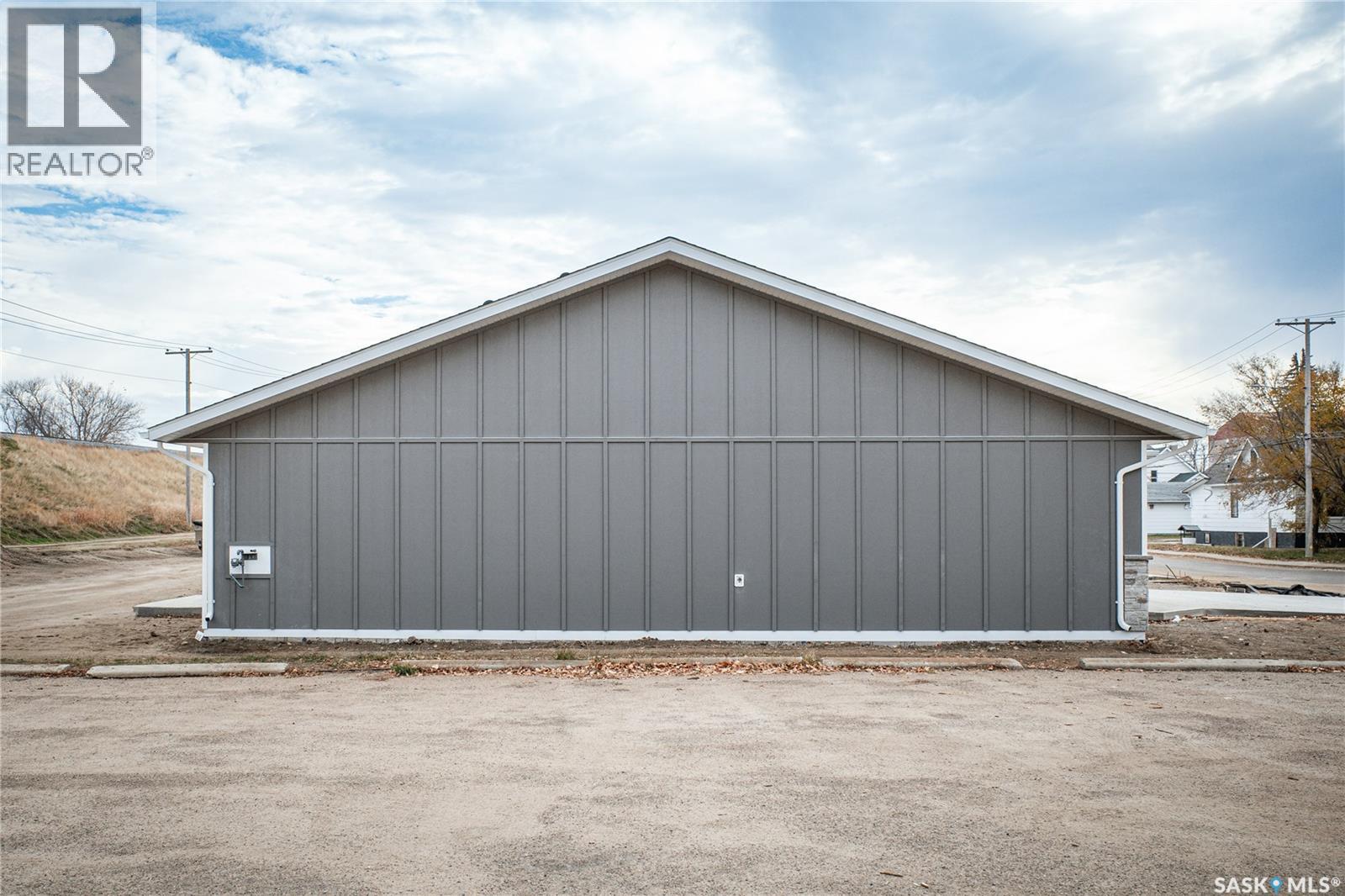 2 129 3rd Avenue Ne, Moose Jaw, Saskatchewan  S6H 8A9 - Photo 9 - SK052102