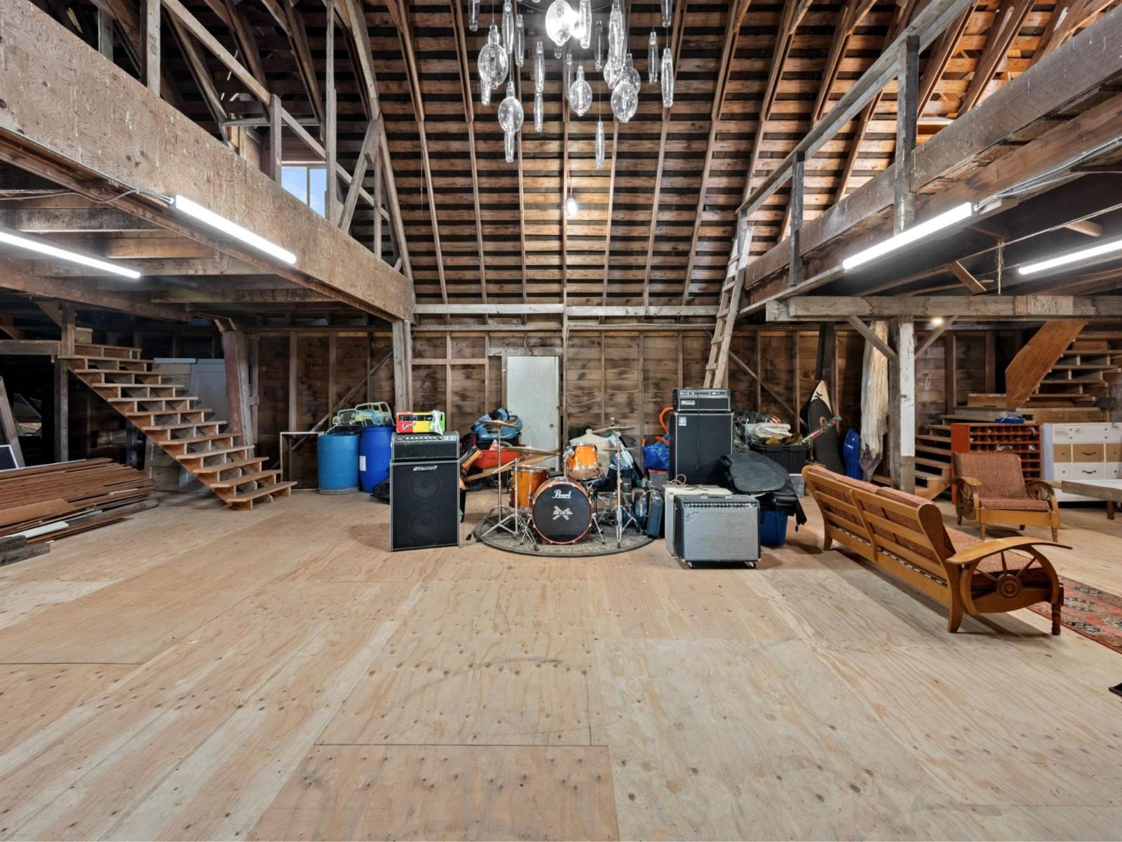 22439 96 AVENUE