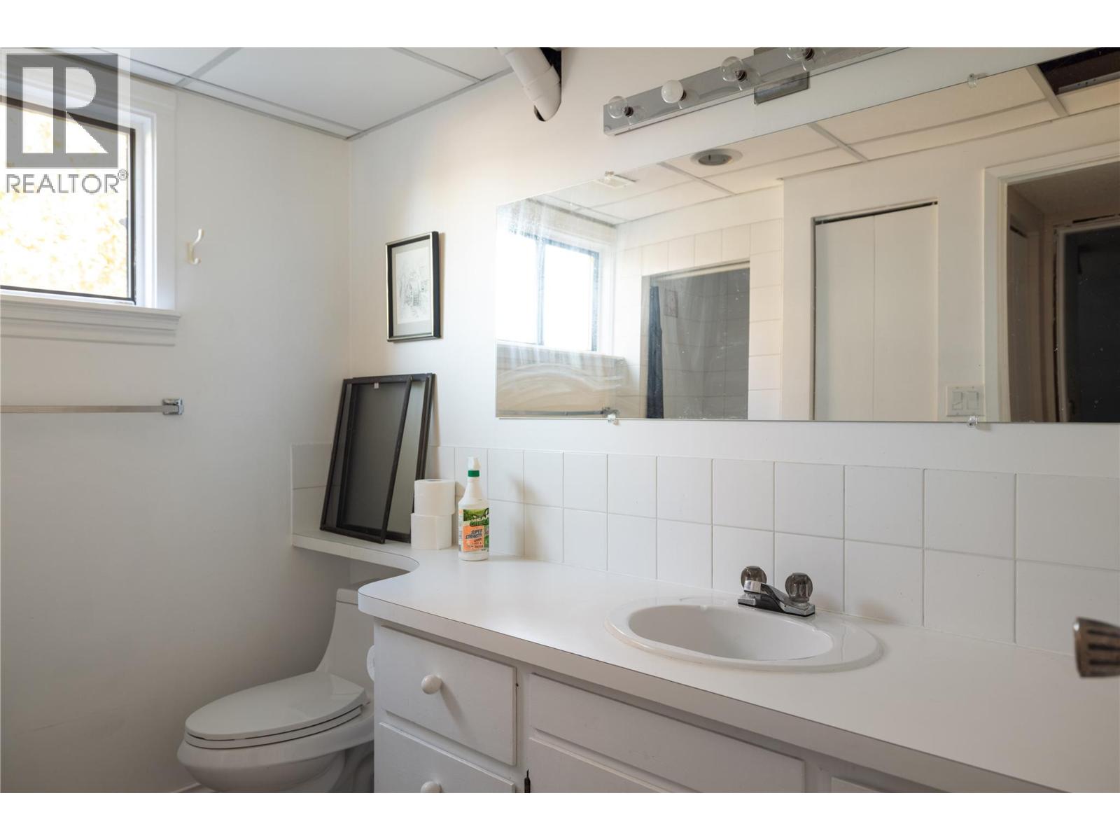 1205 41 Avenue, Vernon, British Columbia  V1T 8A6 - Photo 24 - 10404574