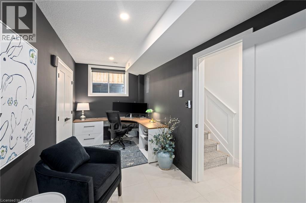 239 Foxborough Place, Thames Centre, Ontario  N0M 2P0 - Photo 34 - 40874399