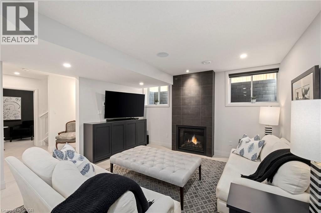 239 Foxborough Place, Thames Centre, Ontario  N0M 2P0 - Photo 35 - 40874399
