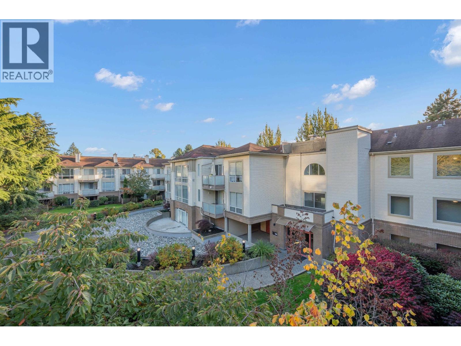 413 6742 STATION HILL COURT