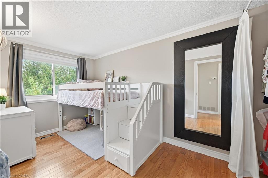 2355 Middlesmoor Crescent, Burlington, Ontario  L7P 3X4 - Photo 19 - 40872302