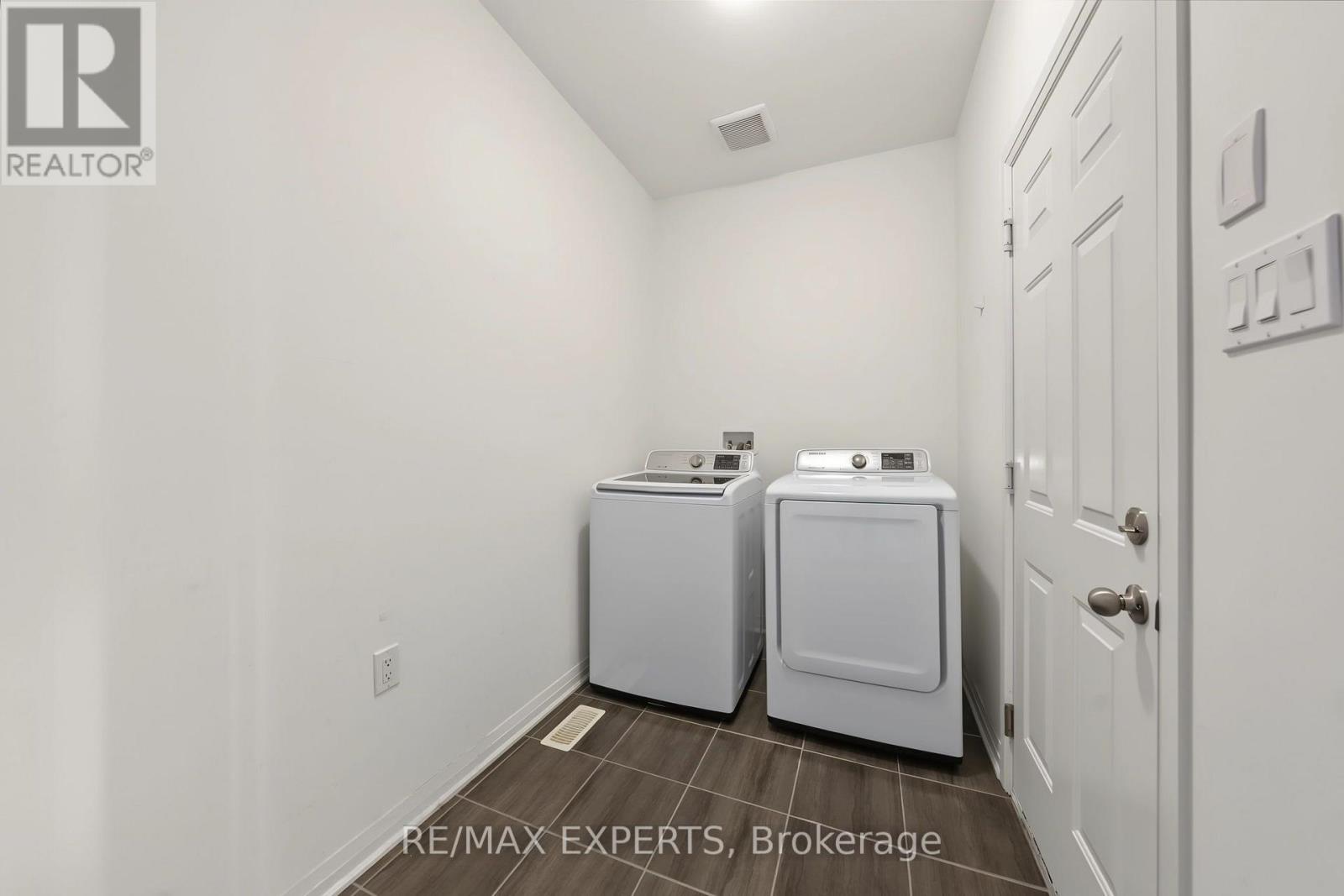 37 Stych Street, New Tecumseth (Tottenham), Ontario  L0G 1W0 - Photo 18 - N14125864