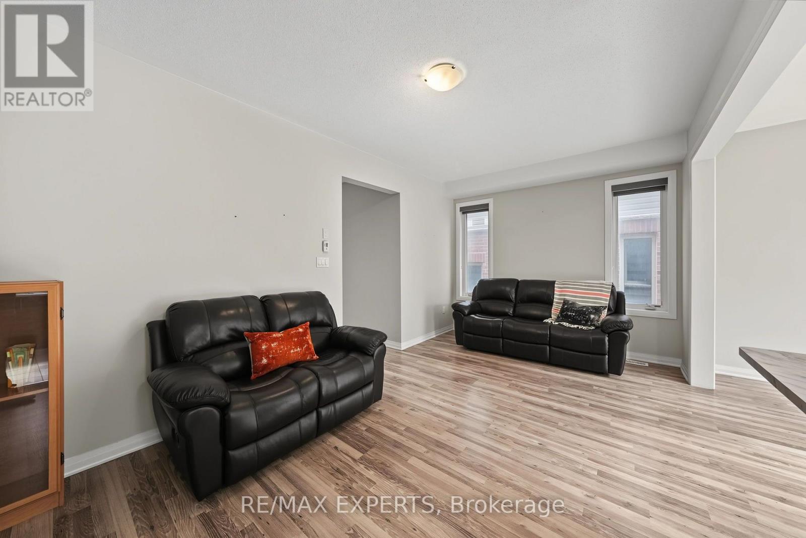 37 Stych Street, New Tecumseth (Tottenham), Ontario  L0G 1W0 - Photo 9 - N14125864