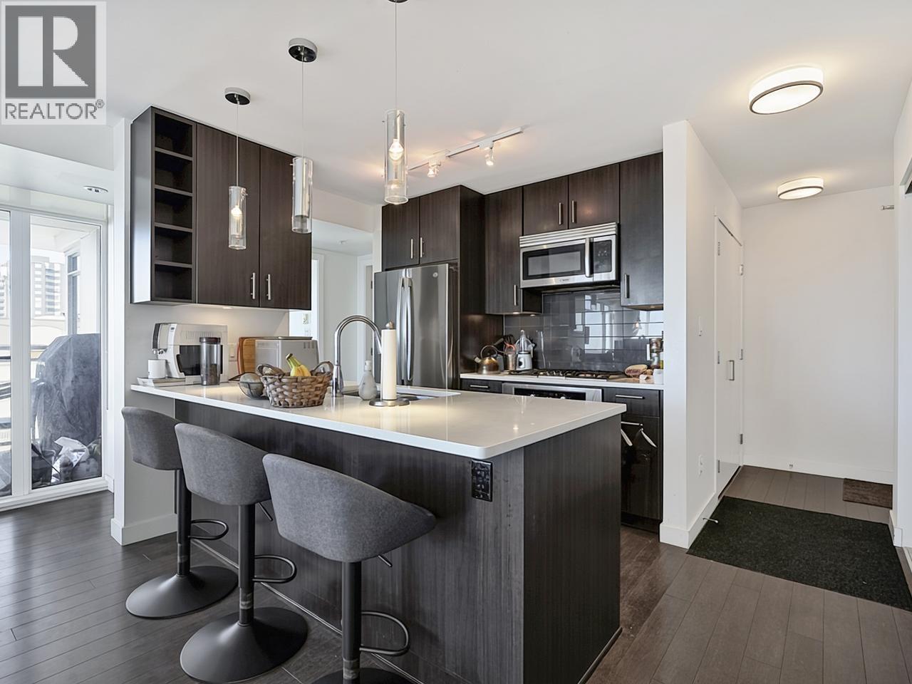 2205 608 Belmont Street, New Westminster, British Columbia  V3M 0G8 - Photo 2 - R3178963