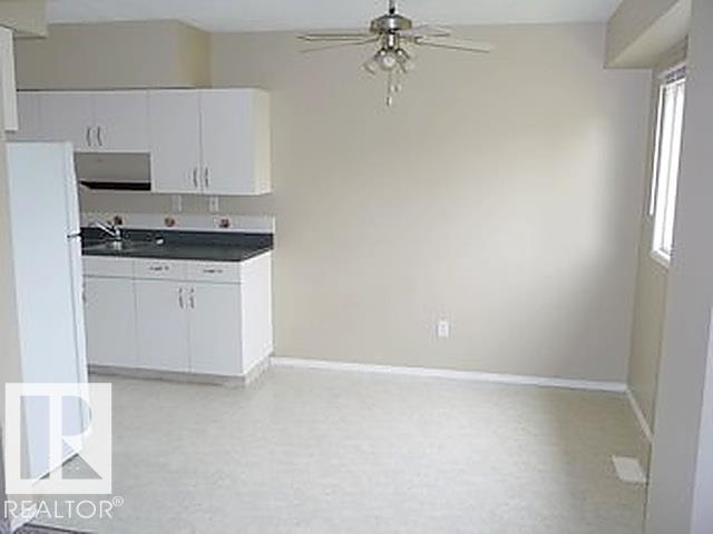 148 Centennial Co NW, Edmonton, Alberta  T5P 4H5 - Photo 4 - E4514526