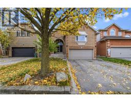 40 BROOKHURST Crescent, Waterdown, Ontario