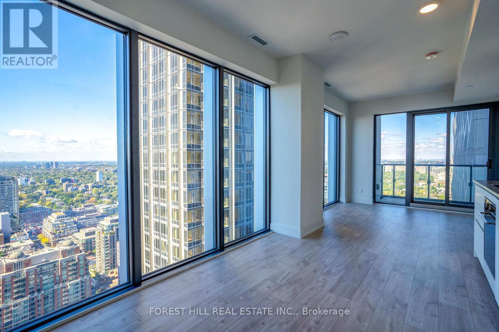4002 - 8 Cumberland Street, Toronto, Ontario  M4W 0B6 - Photo 3 - C14125926