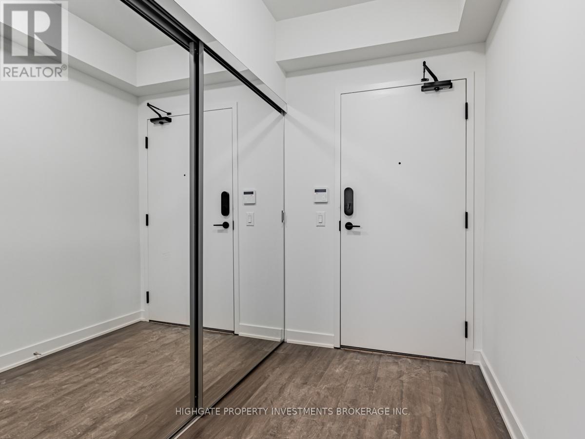 1801 - 100 Dalhousie Street, Toronto, Ontario  M5B 0C7 - Photo 2 - C14126032