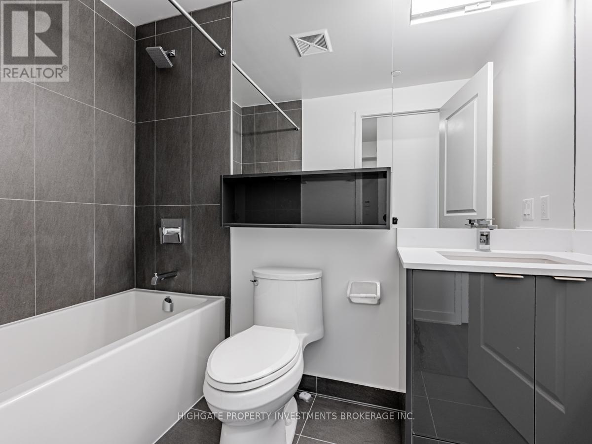 1801 - 100 Dalhousie Street, Toronto, Ontario  M5B 0C7 - Photo 3 - C14126032