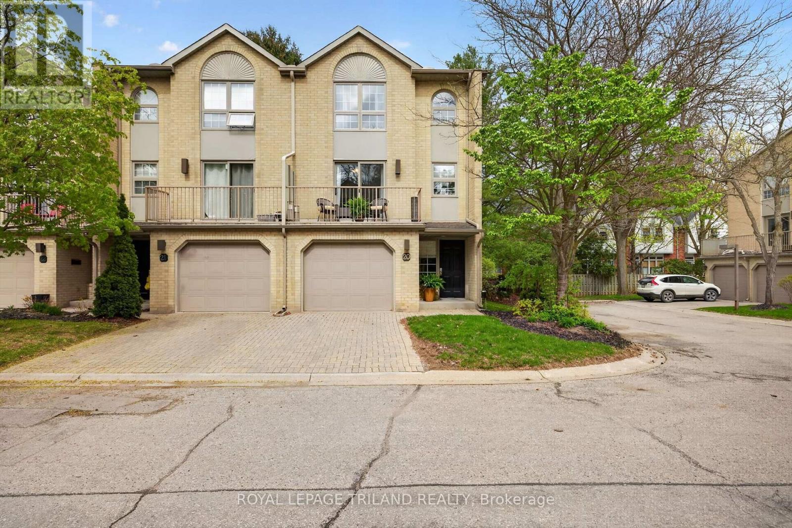 $499,90020 - 1399 Commissioners Road W, London South, Ontario