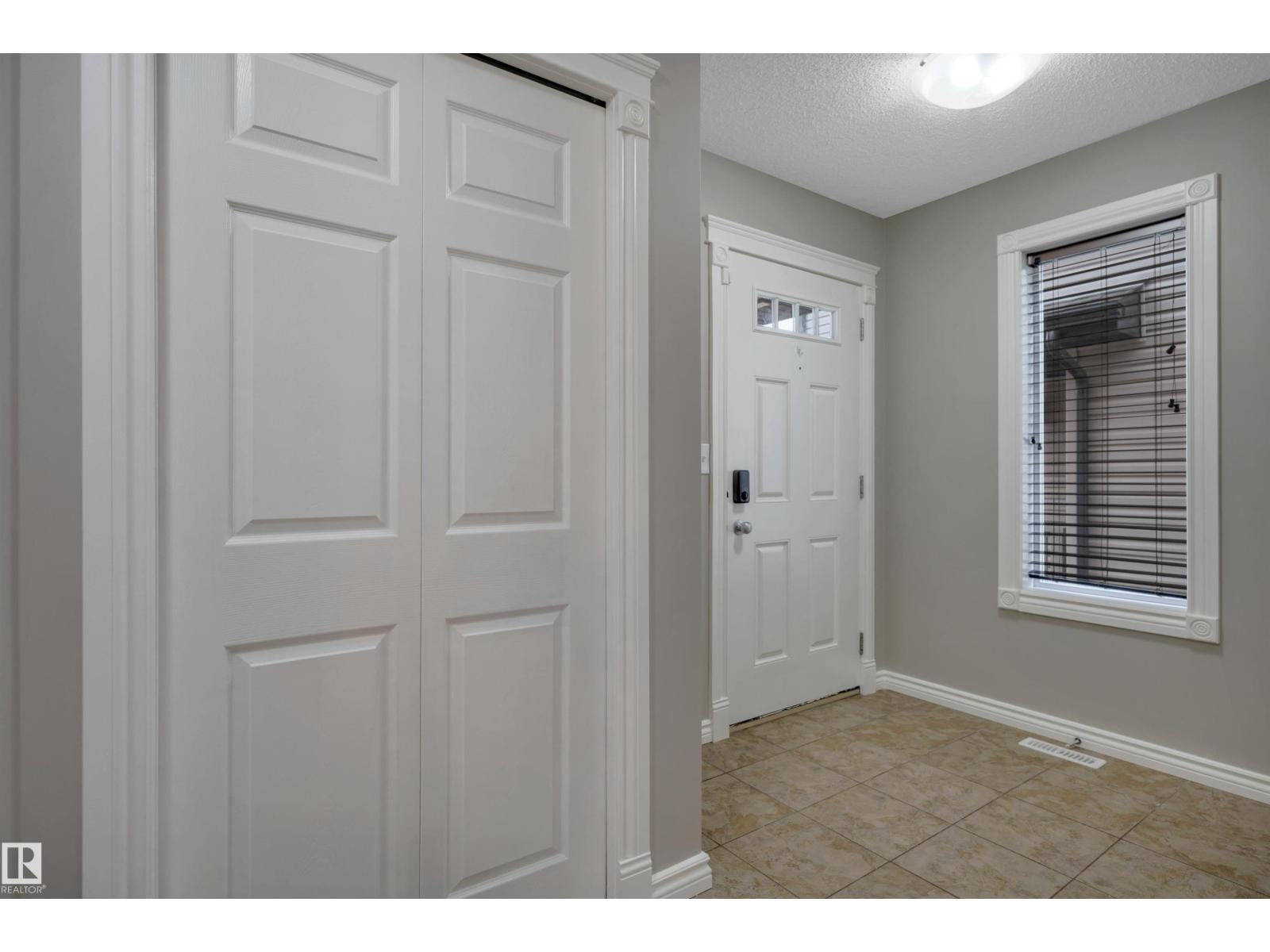 1706 Cunningham Wy SW, Edmonton, Alberta  T6W 0W4 - Photo 2 - E4514574