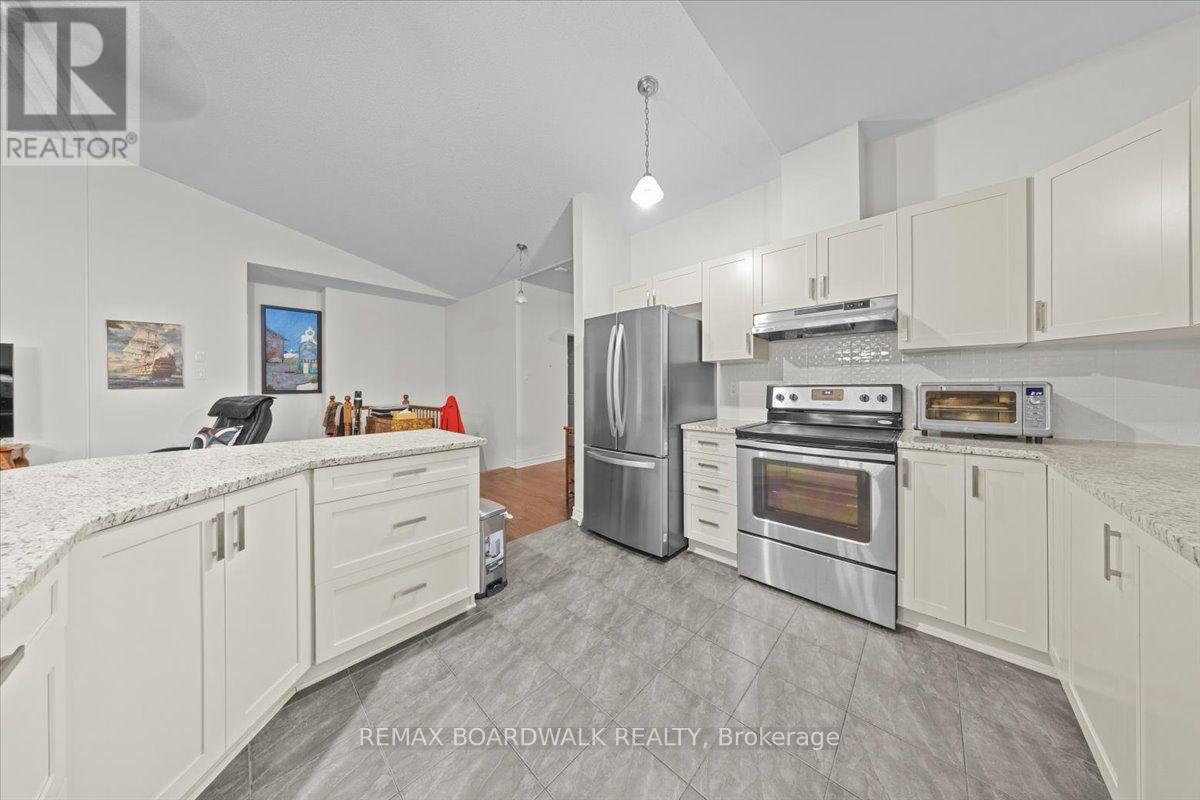 116 Passageway Private, Ottawa, Ontario  K2M 1H6 - Photo 5 - X14125994
