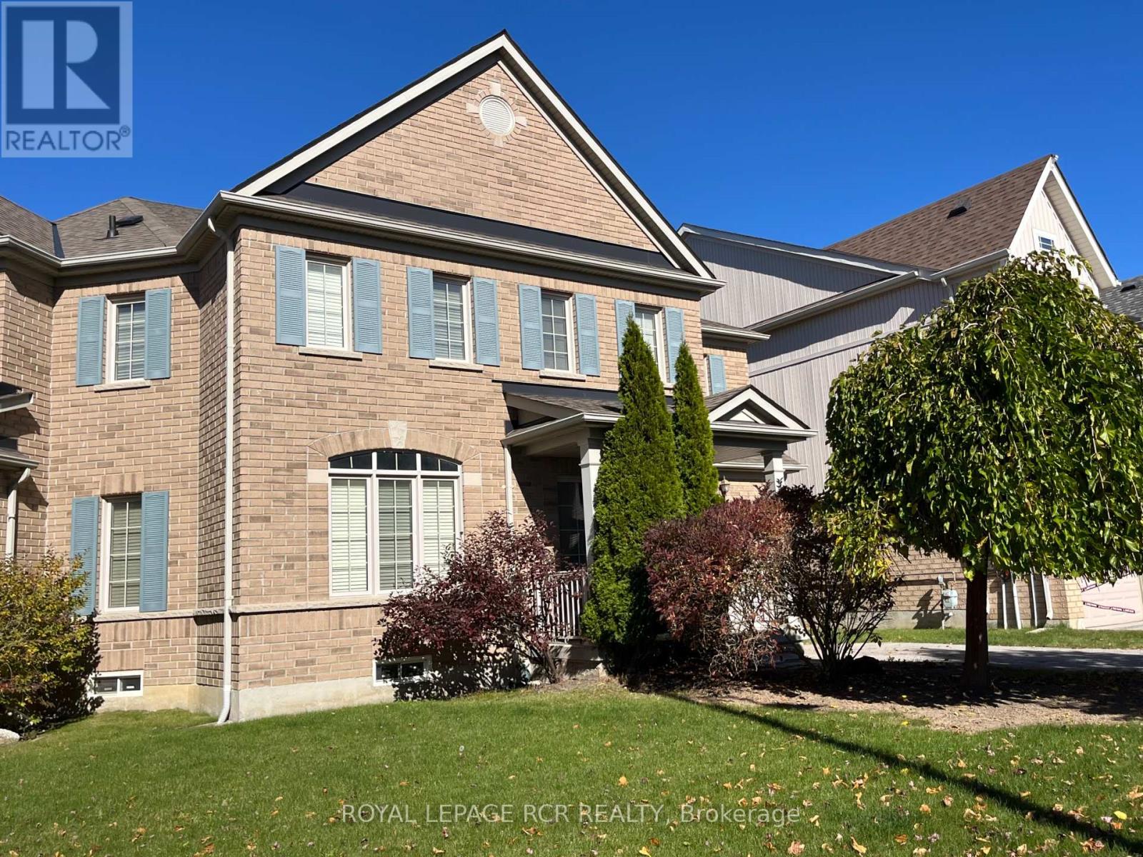 10 Rutherford Road, Bradford West Gwillimbury (Bradford), Ontario  L3Z 0A6 - Photo 2 - N14126064