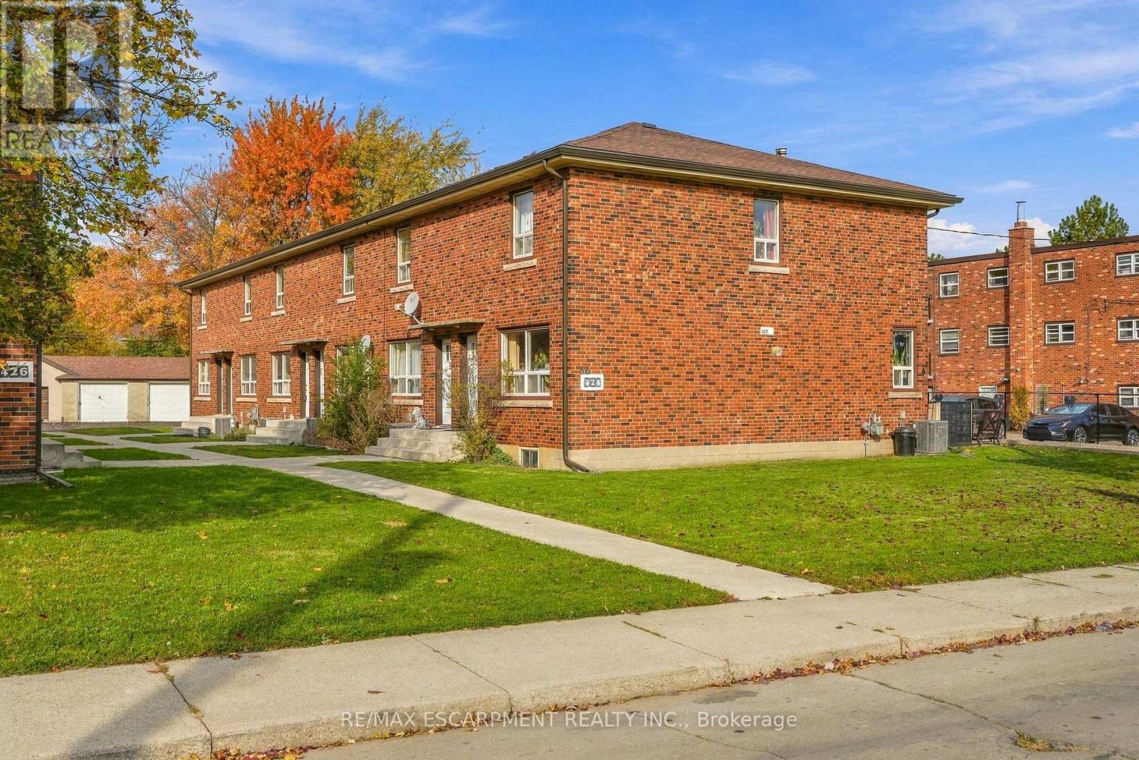 424 East 42nd Street, Hamilton, Ontario L8T 3A9 - Photo 19 - X12878610