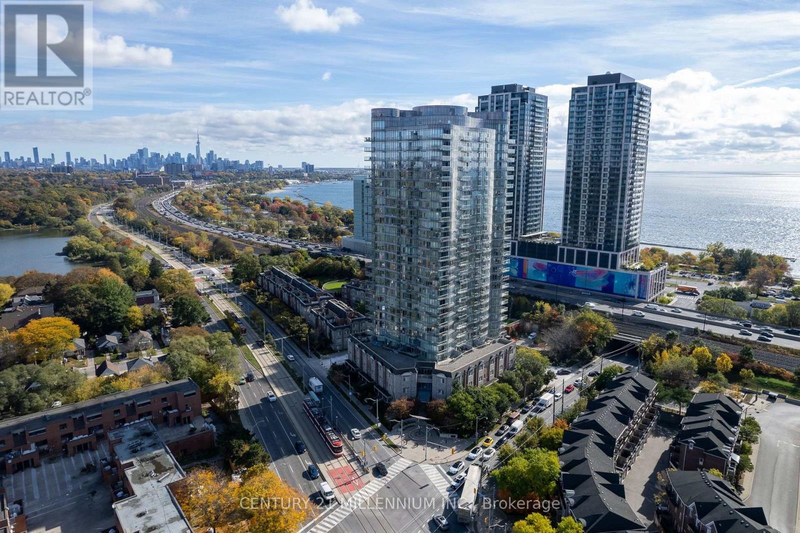 Th109 - 15 Windermere Avenue, Toronto, Ontario  M6S 5A2 - Photo 47 - W14125912