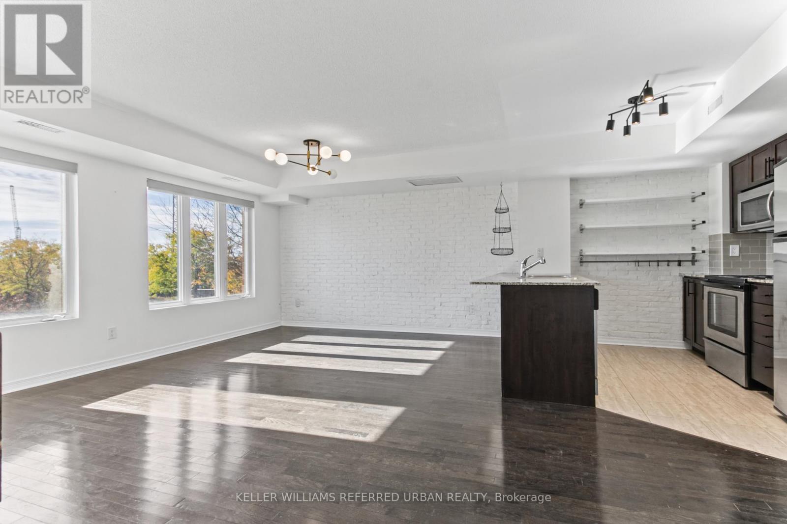 209 - 20 Foundry Avenue, Toronto (Dovercourt-Wallace Emerson-Junction), Ontario  M6H 4L1 - Photo 5 - W14125982