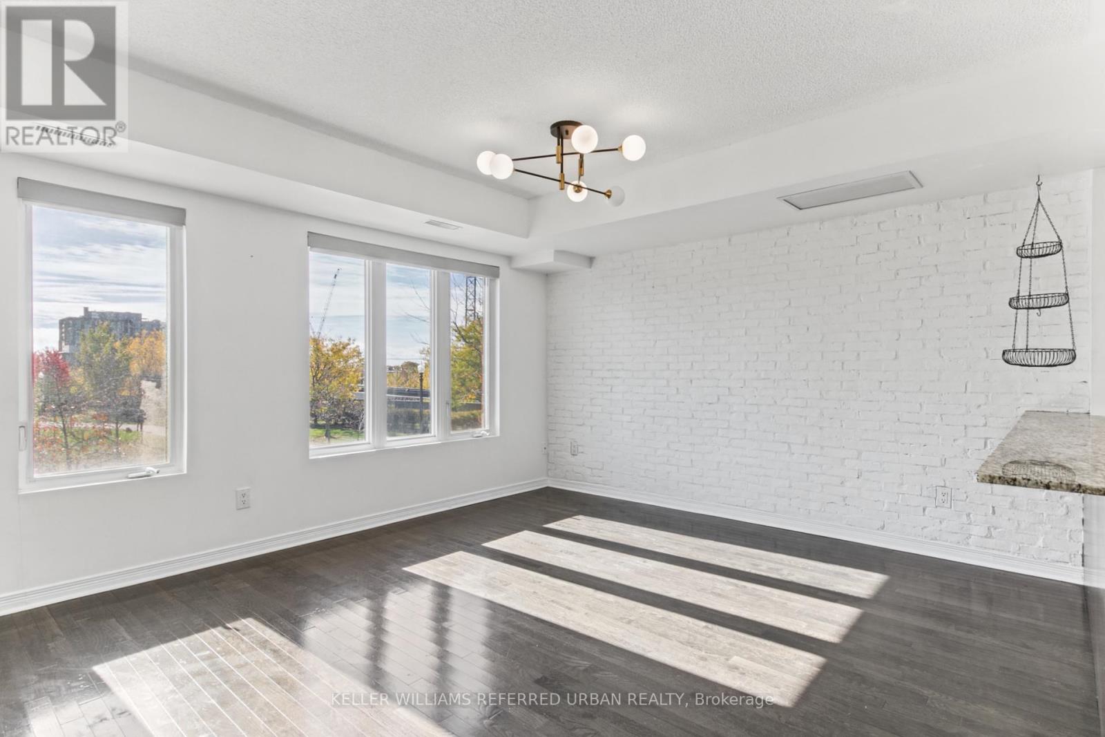 209 - 20 Foundry Avenue, Toronto (Dovercourt-Wallace Emerson-Junction), Ontario  M6H 4L1 - Photo 7 - W14125982