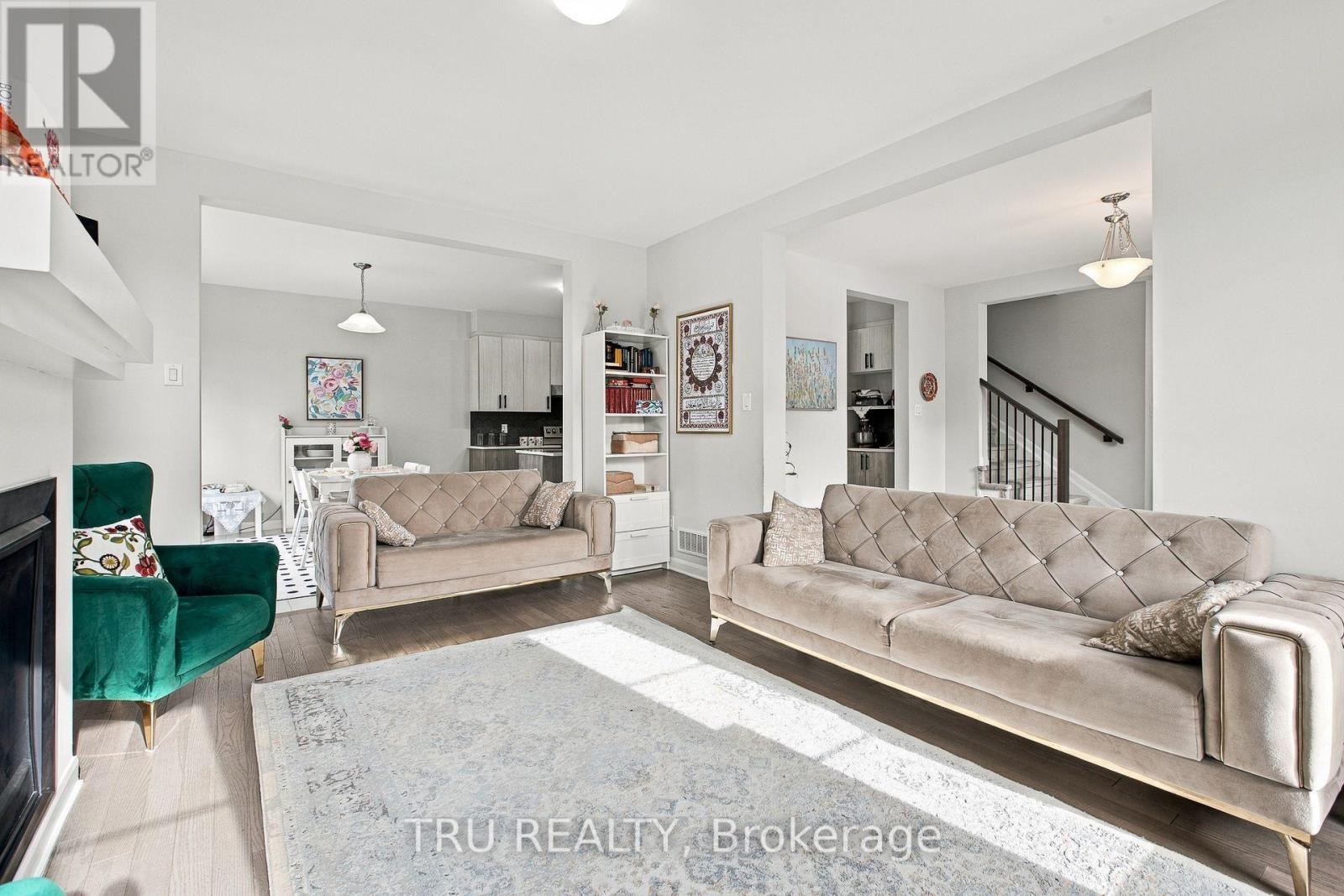 624 Galarneau Way, Ottawa, Ontario  K2W 0M1 - Photo 12 - X14083392