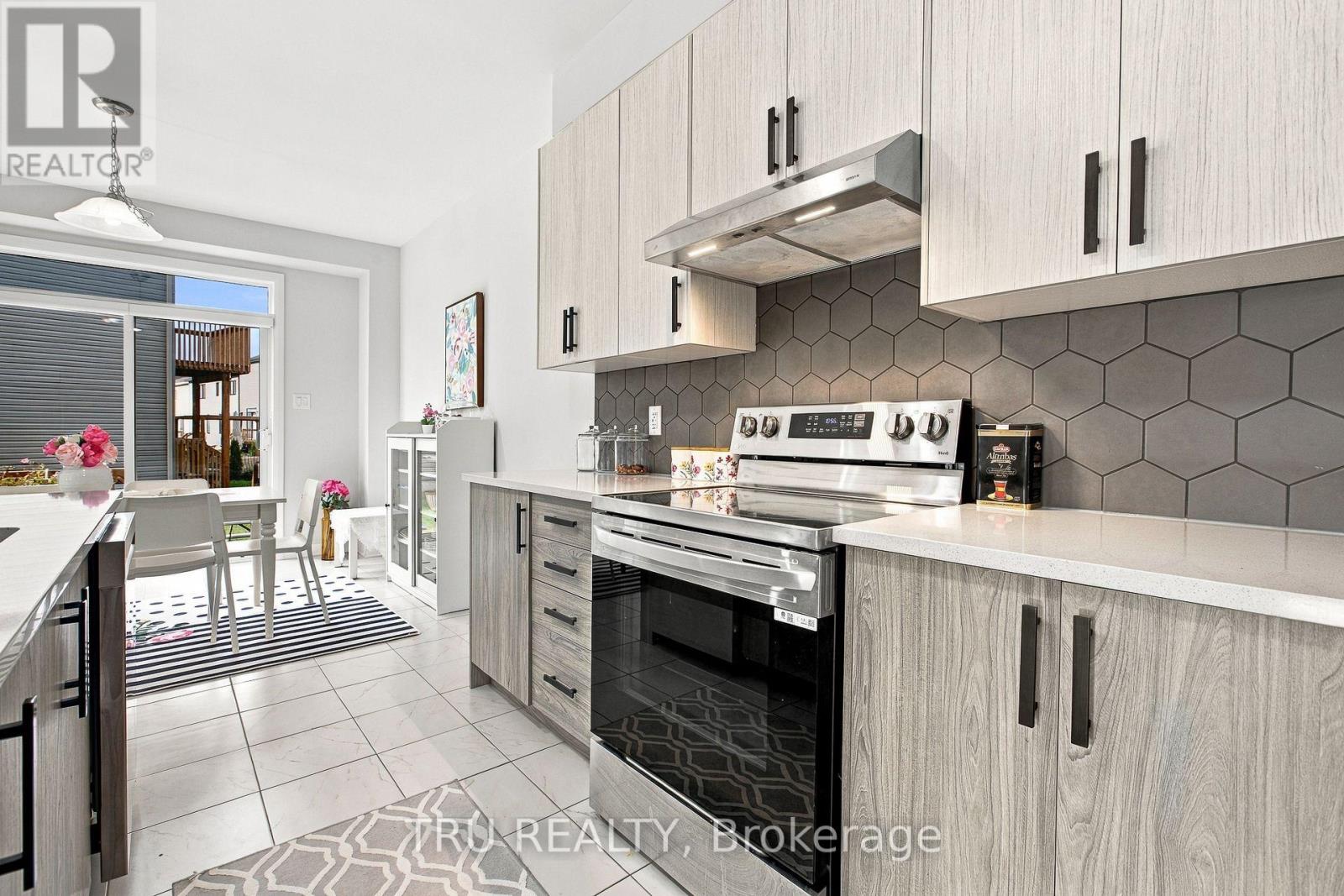 624 Galarneau Way, Ottawa, Ontario  K2W 0M1 - Photo 18 - X14083392