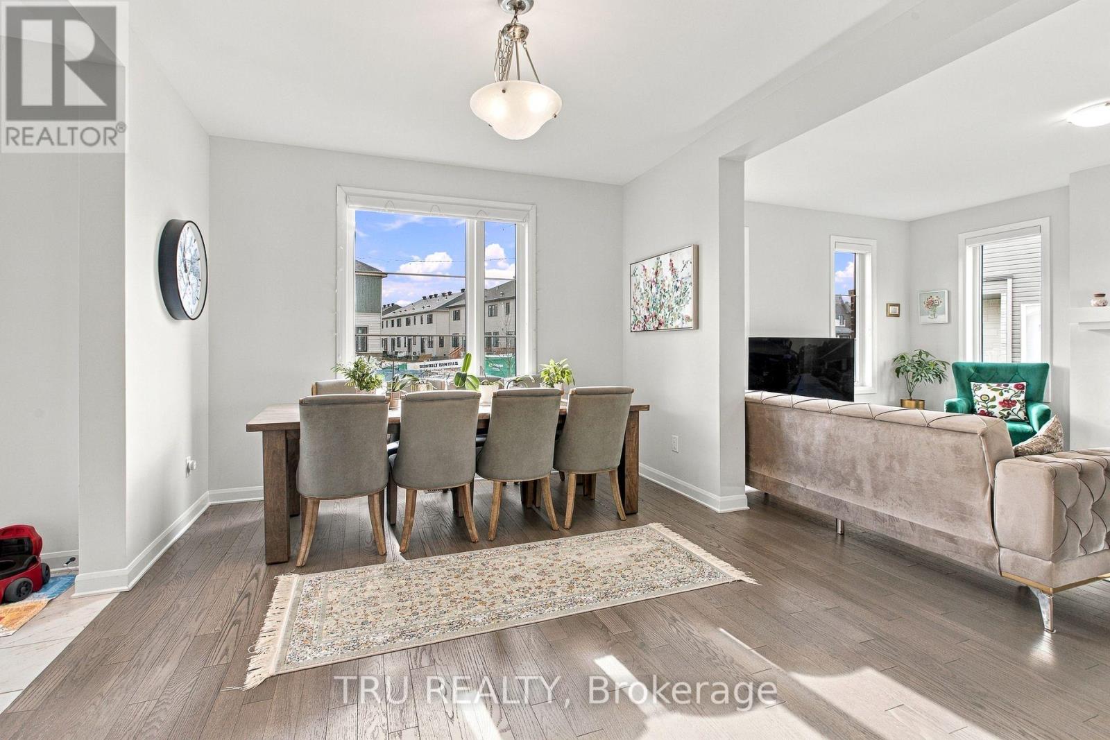 624 Galarneau Way, Ottawa, Ontario  K2W 0M1 - Photo 8 - X14083392