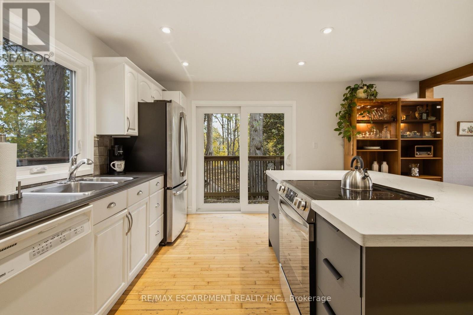 7 Hatfield Place, Hamilton (Dundas), Ontario  L9H 4J7 - Photo 10 - X14125896