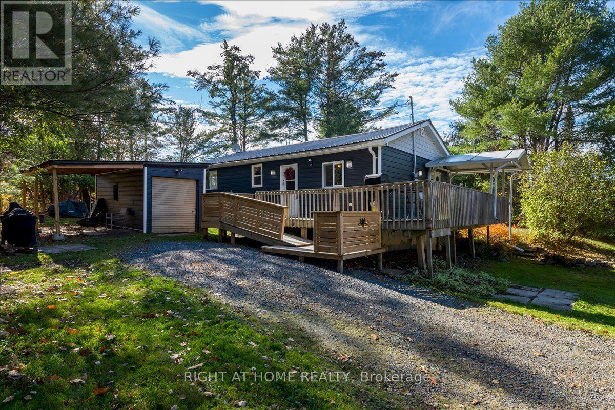 16 GRAND STREET, Seguin, Ontario