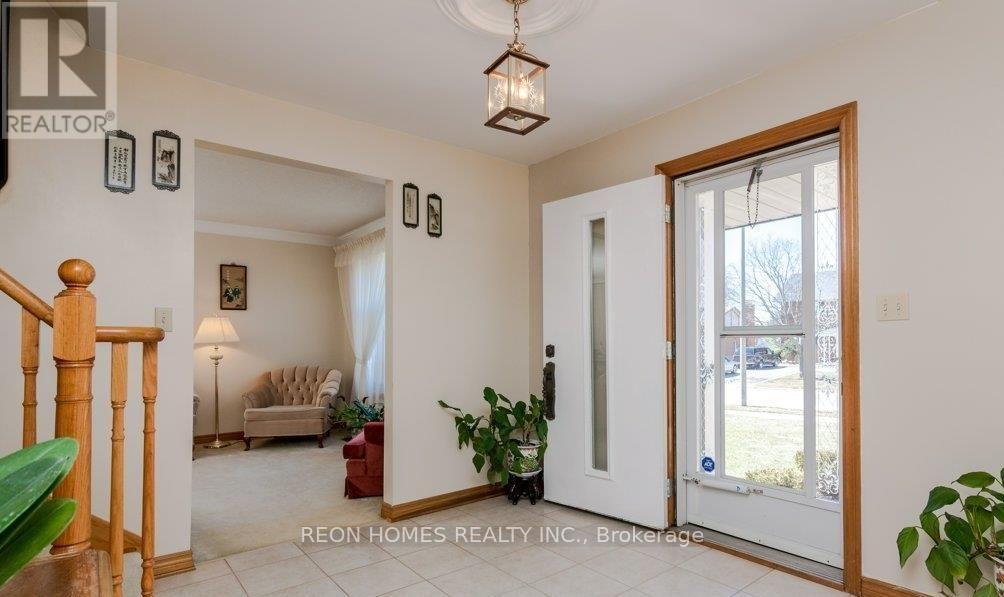 165 Country Club Drive, Kingston, Ontario  K7M 7G8 - Photo 5 - X14126046