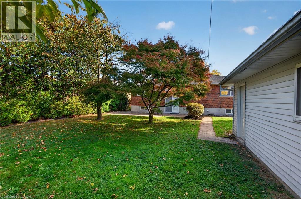 92 Foxbar Road, Burlington, Ontario  L7L 2Z6 - Photo 44 - 40873244