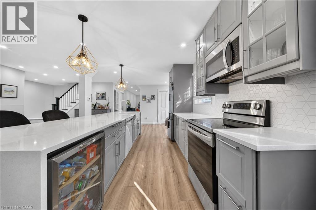 192 Waldoncroft Crescent, Burlington, Ontario  L7L 3A5 - Photo 6 - 40874143