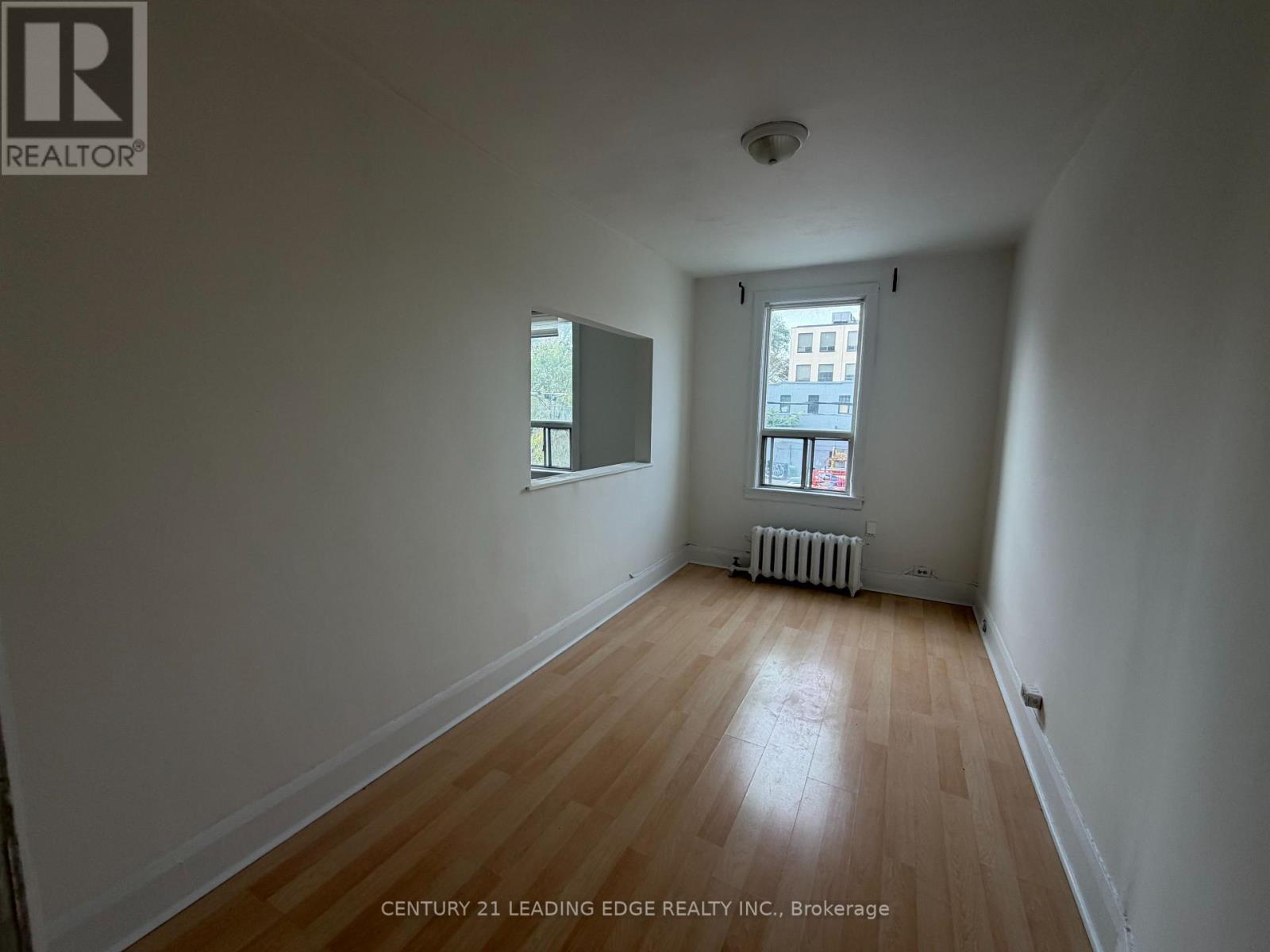 587 Jones Avenue, Toronto (Blake-Jones), Ontario  M4J 1L8 - Photo 8 - E14126002