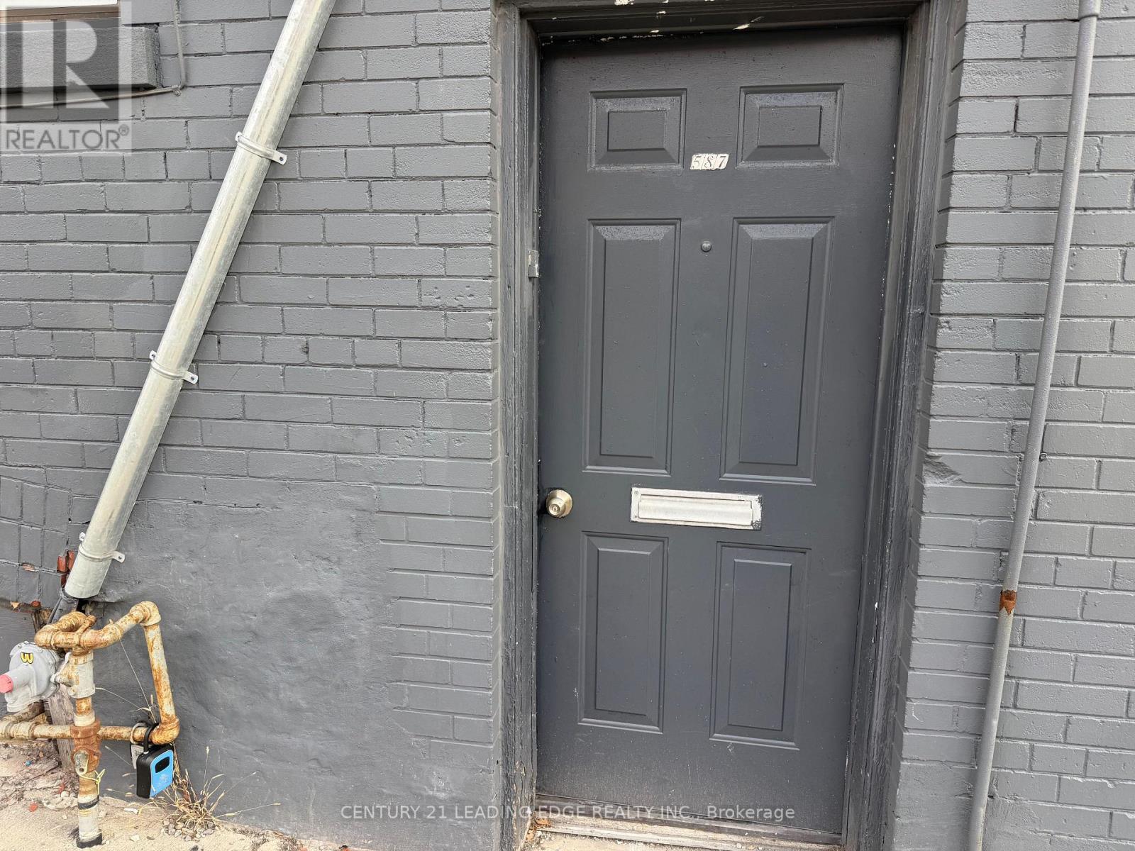 587 Jones Avenue, Toronto (Blake-Jones), Ontario  M4J 1L8 - Photo 2 - E14126002