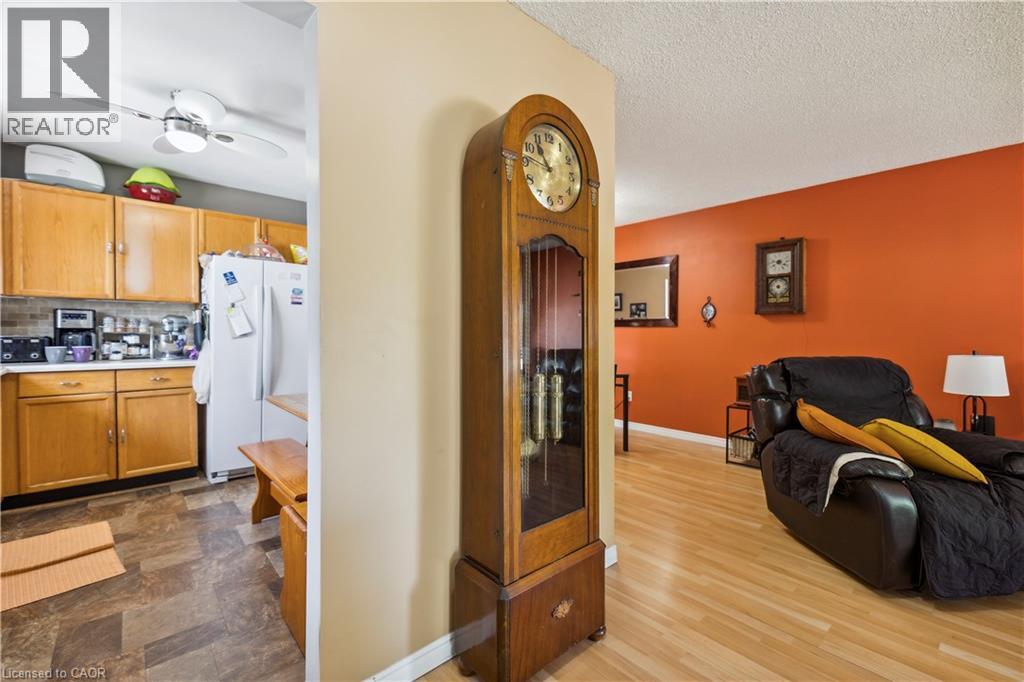 203 Commercial Street Unit# Upper, Welland, Ontario  L3B 5Z5 - Photo 5 - 40858634