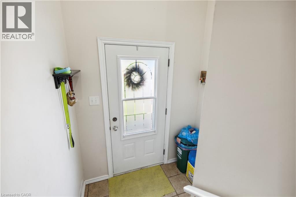 203 Commercial Street Unit# Upper, Welland, Ontario  L3B 5Z5 - Photo 4 - 40858634
