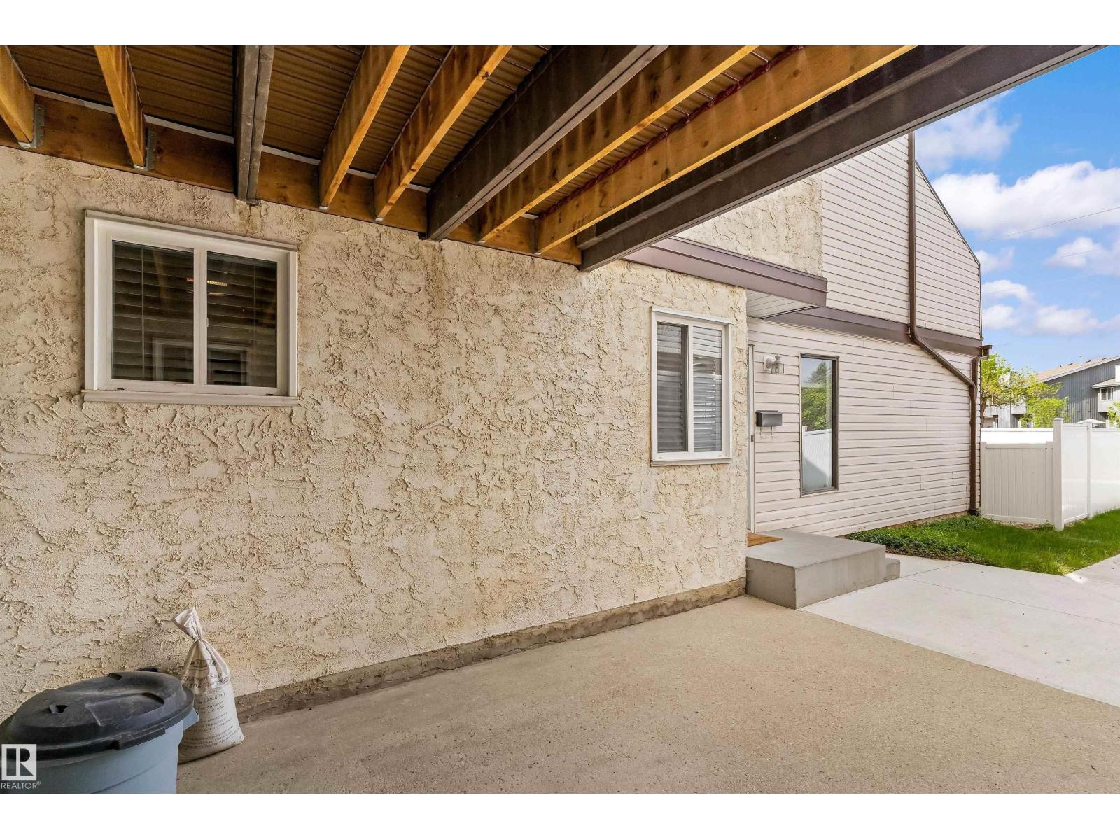 Unknown Address, ,    - Photo 3 - E4514576