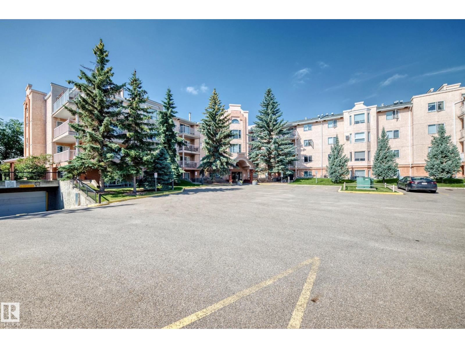 #109 10945 21 AV NW, Edmonton, Alberta