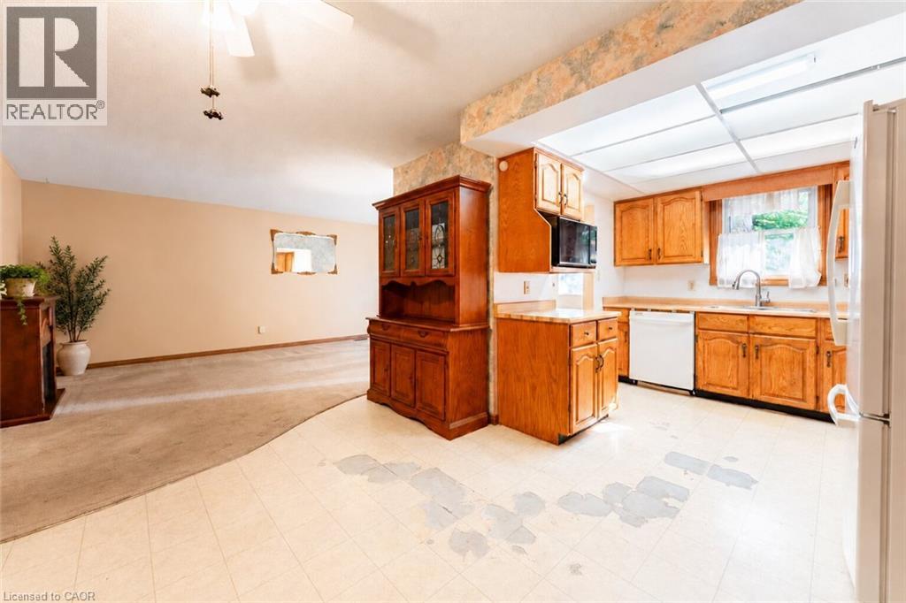 5039 Albert Street, Beamsville, Ontario  L0R 1B0 - Photo 6 - 40873853