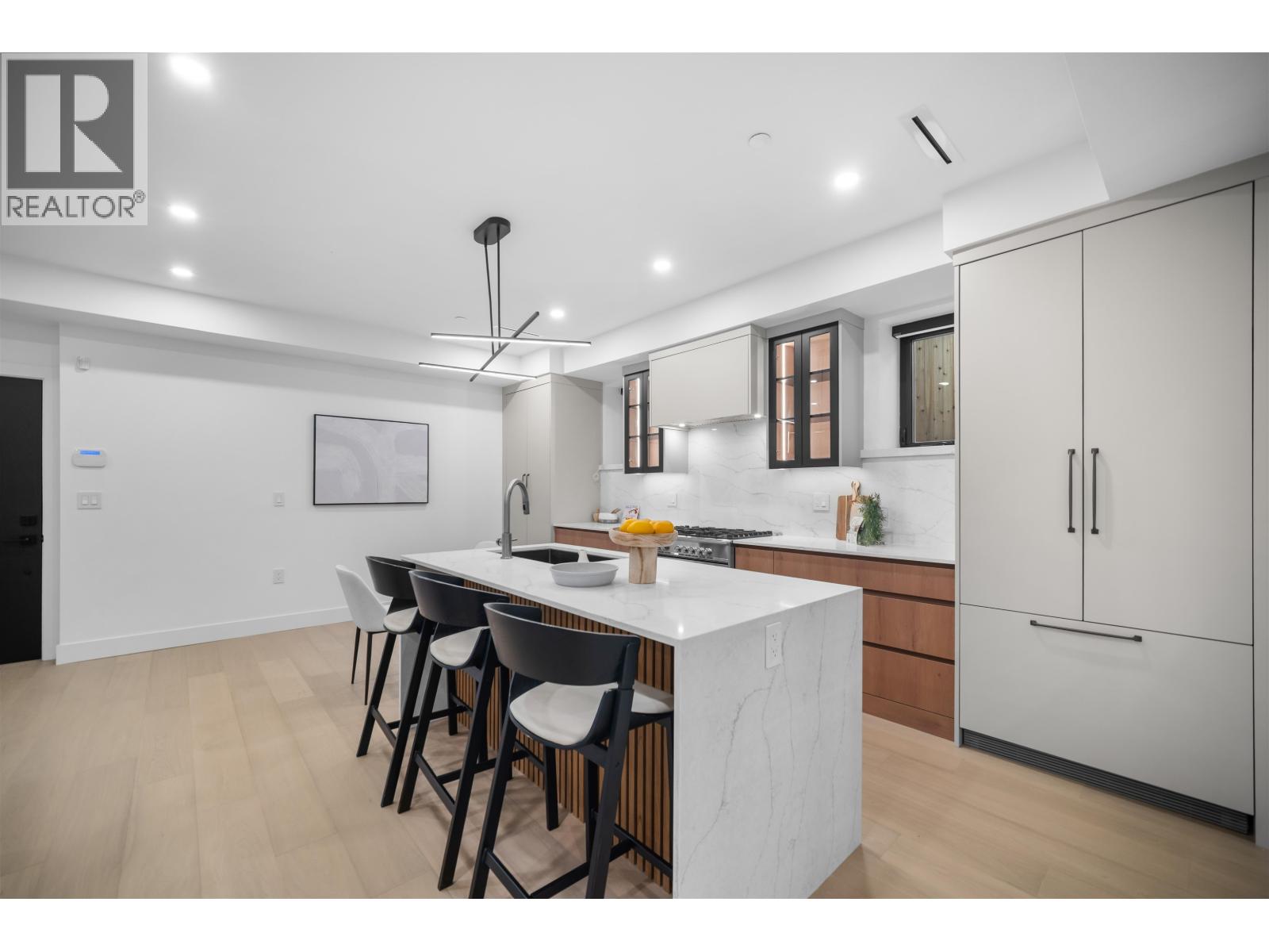 3 6879 Quebec Street, Vancouver, British Columbia  V5X 3G3 - Photo 3 - R3179331