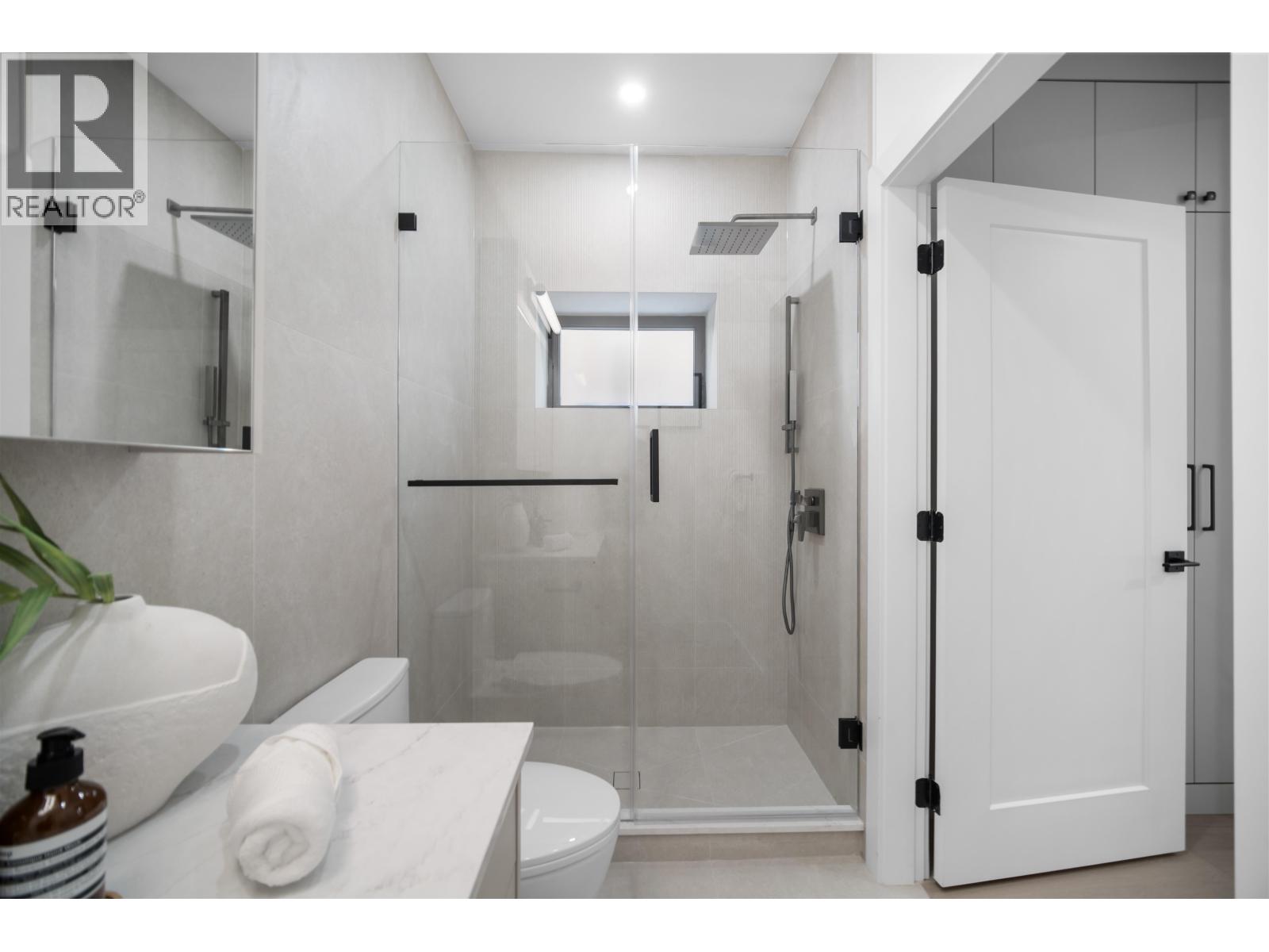 3 6879 Quebec Street, Vancouver, British Columbia  V5X 3G3 - Photo 8 - R3179331