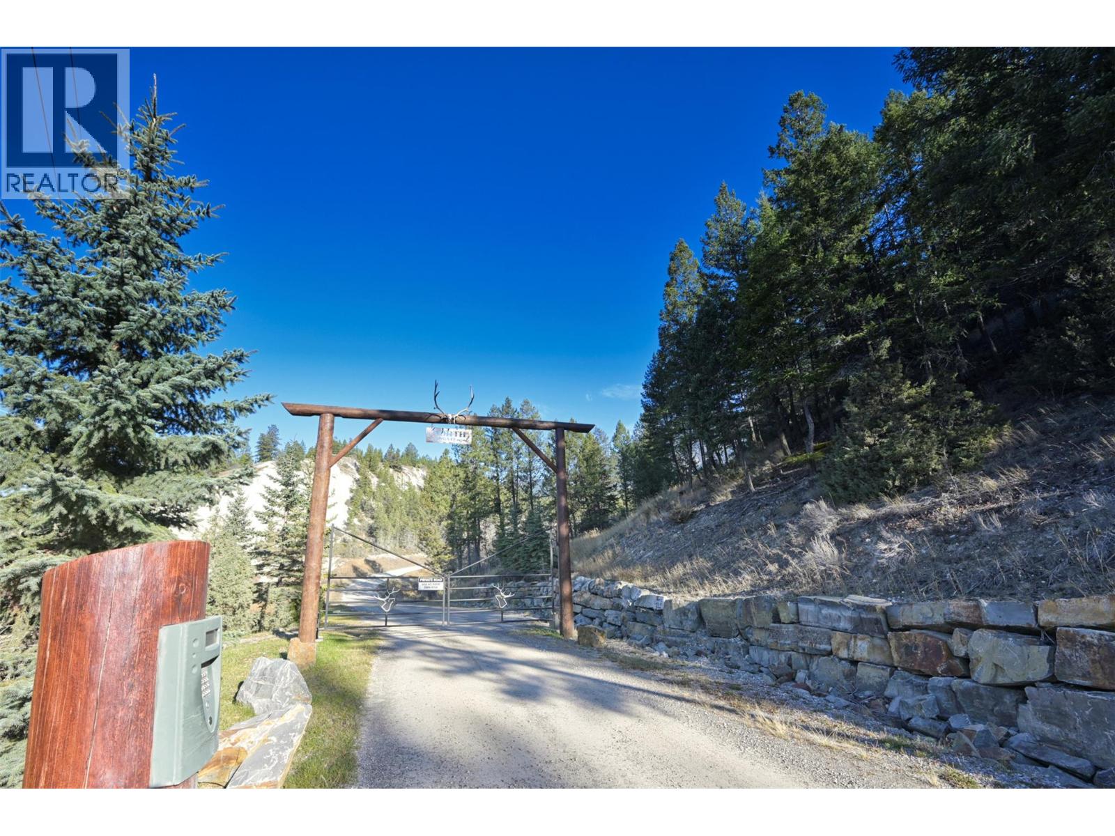 6211 Bugaboo Drive, Radium Hot Springs, British Columbia  V0A 1E0 - Photo 5 - 10403390