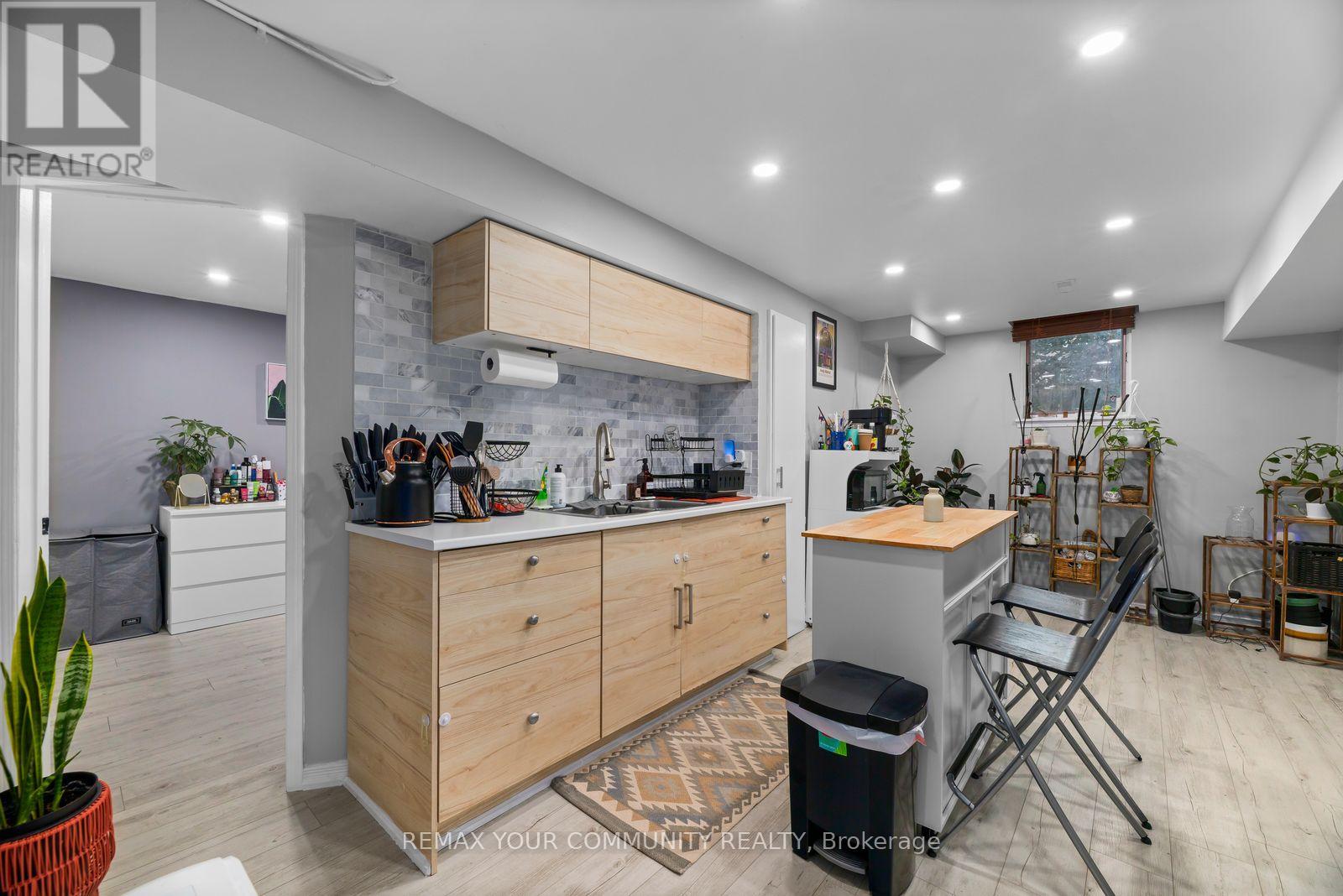2382 Annan Woods Drive, Pickering, Ontario  L1X 2K7 - Photo 21 - E14126148