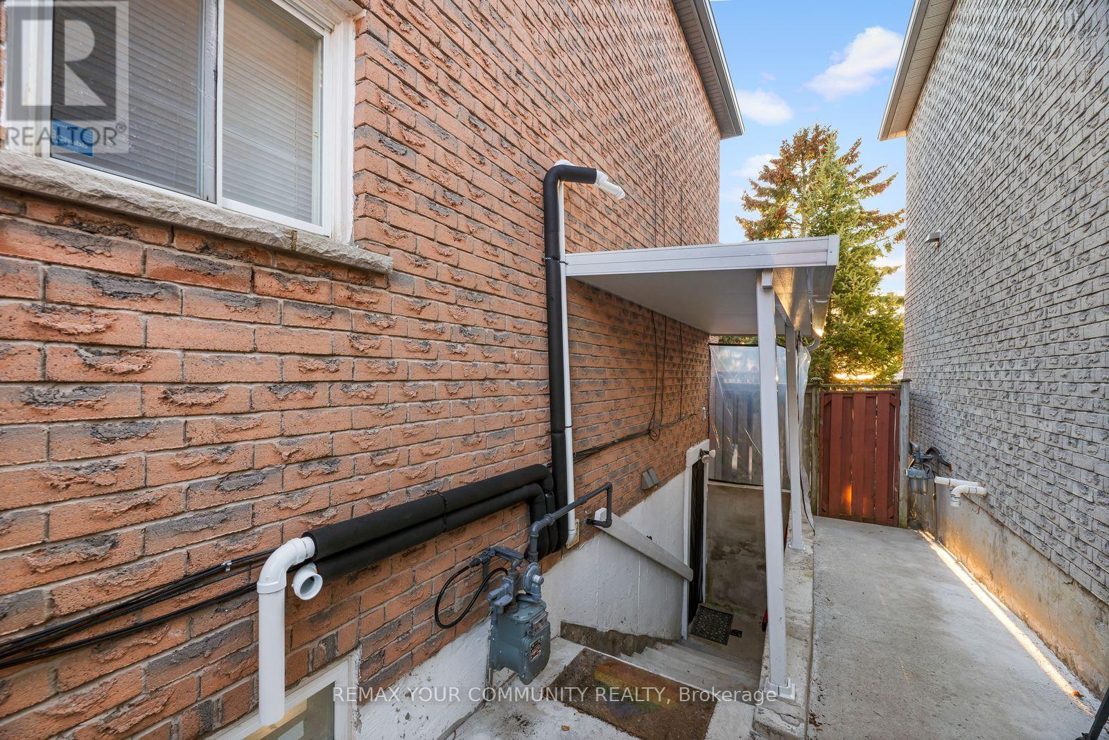 2382 Annan Woods Drive, Pickering, Ontario  L1X 2K7 - Photo 42 - E14126148