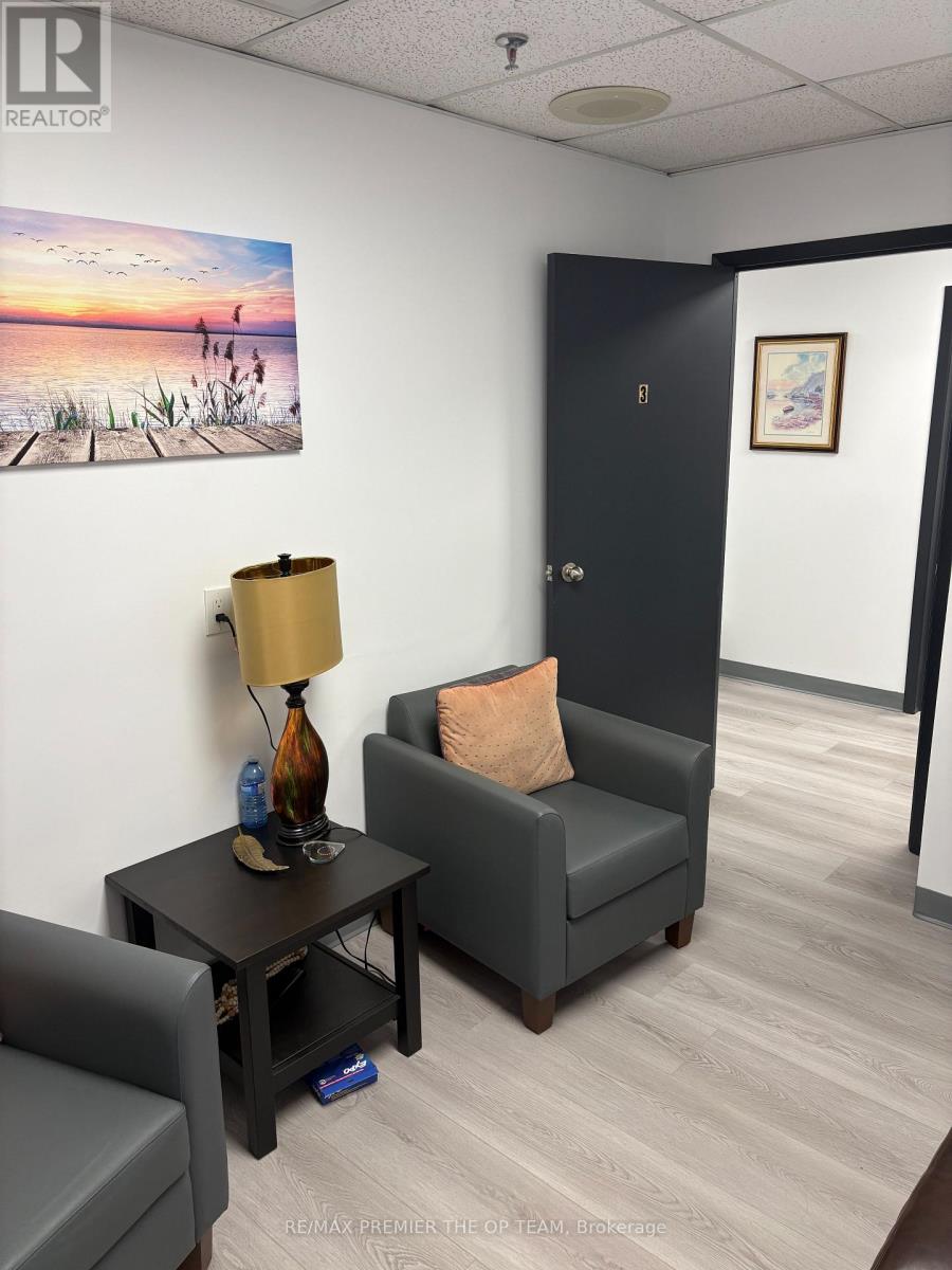 203 - 8333 Weston Road, Vaughan, Ontario  L4L 8E2 - Photo 7 - N14126182