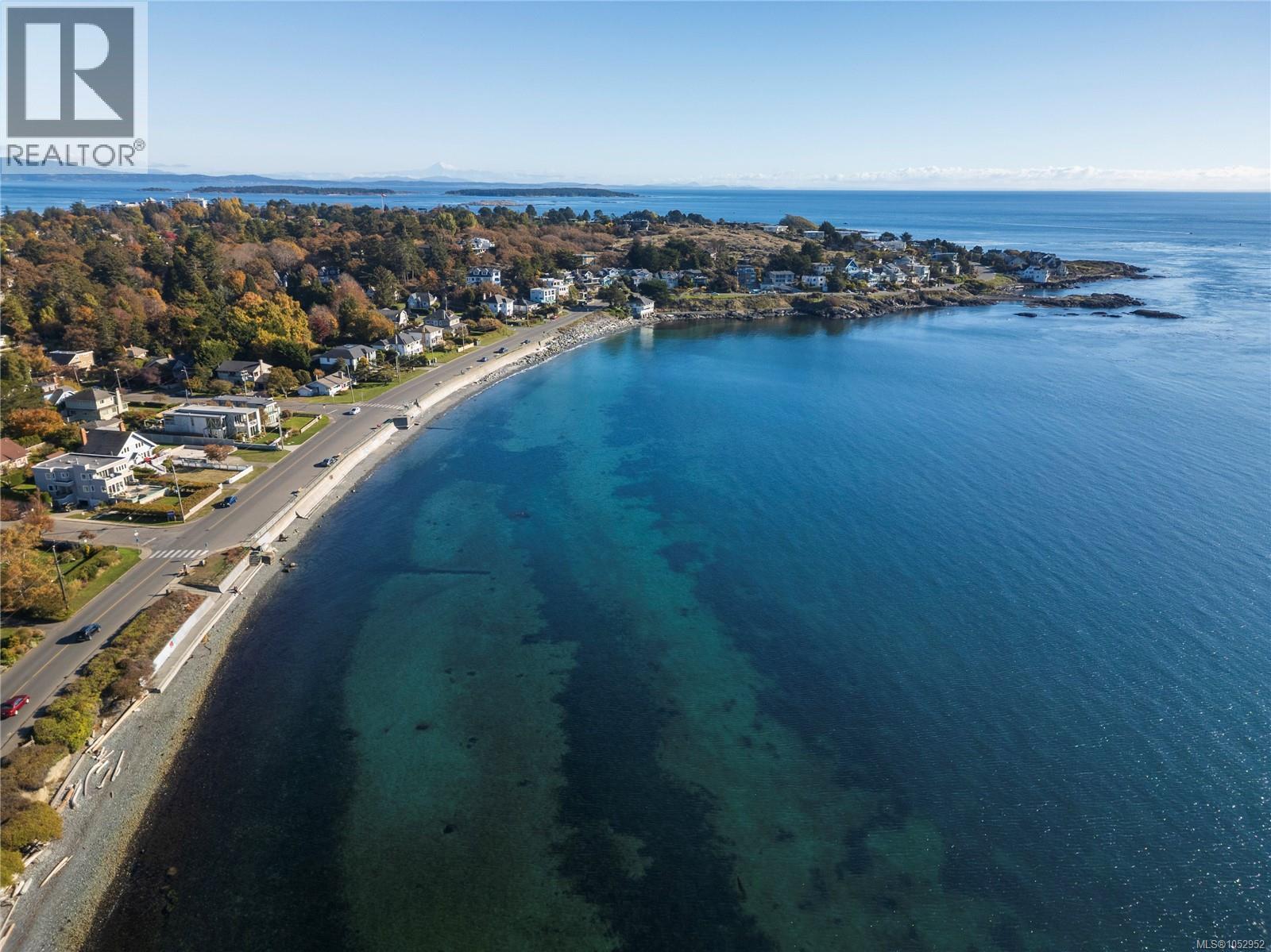 218 Beach Dr